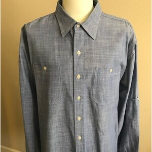 Men’s Izod button down shirt
